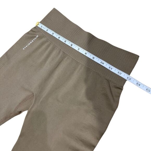 Mono B Seamless Tan Leggings Millennials Size Medium - Picture 10 of 13